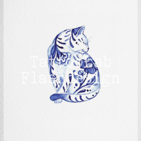 Kat in Delfts Blauwe stijl, handgemaakt tattoo ontwerp door Francine
