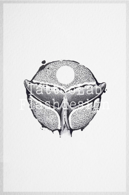 Tattoo ontwerp van een walvisstaart met dotwork en brushstroke