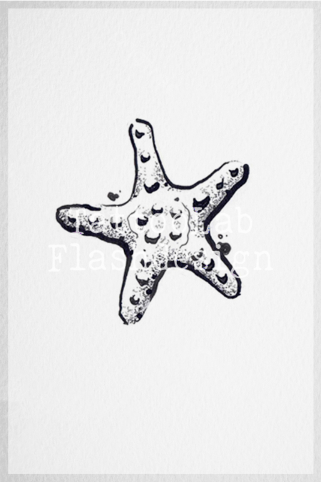 Tattoo ontwerp van een handgemaakte tekening met brushstrokes