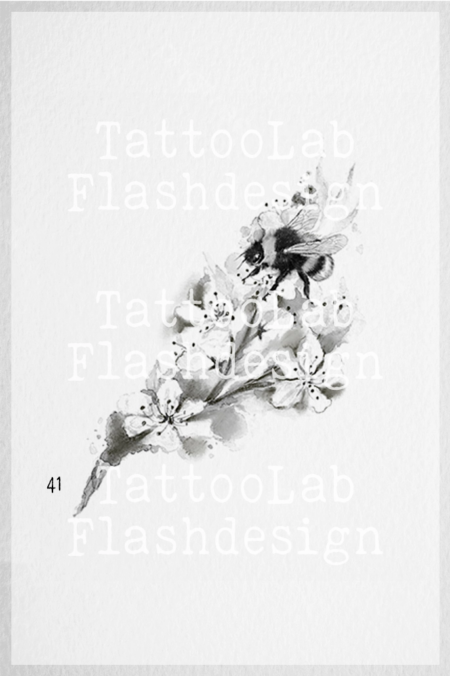 Grote tattoo design van een bij met bloemen in watercolour stijl